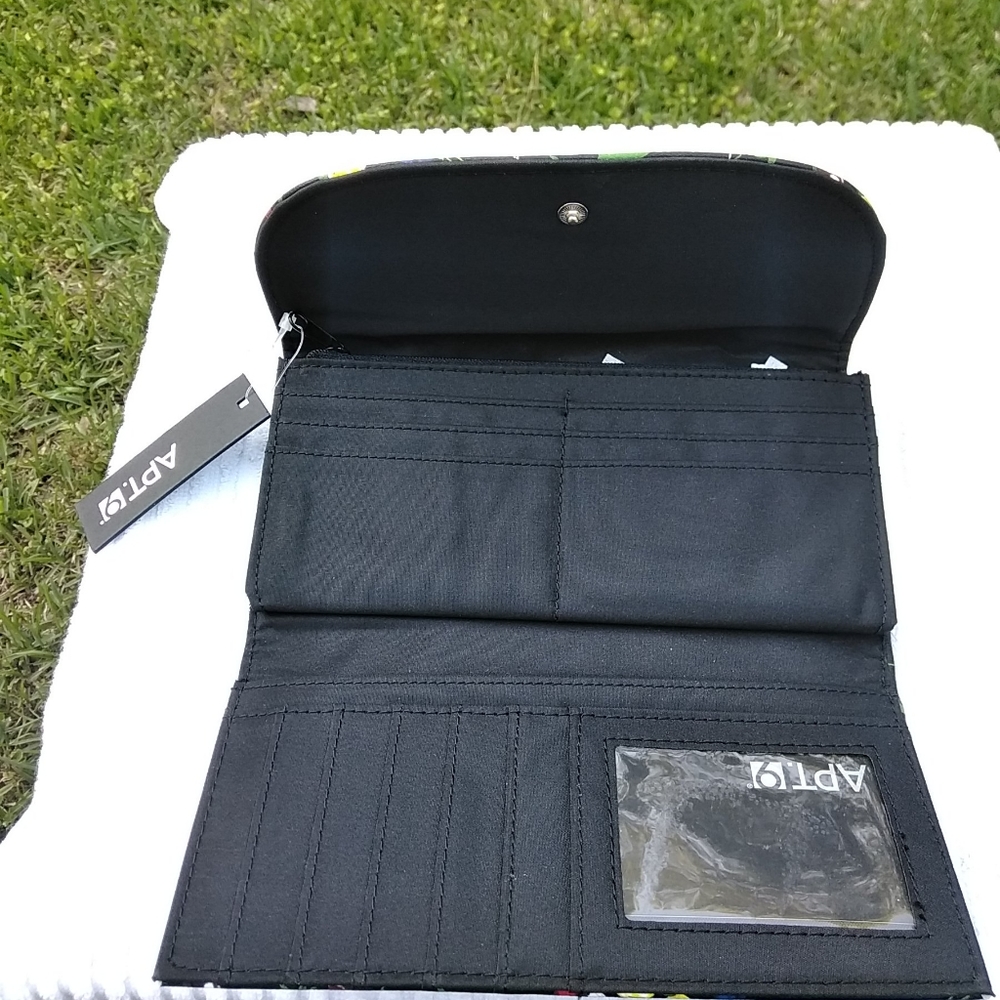 Wallet - Picture 3 of 11